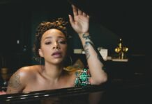 Marisa Manchado: La compositora que revolucionó la música española y su trágica desaparición en Urda woman in black green and red floral tube top